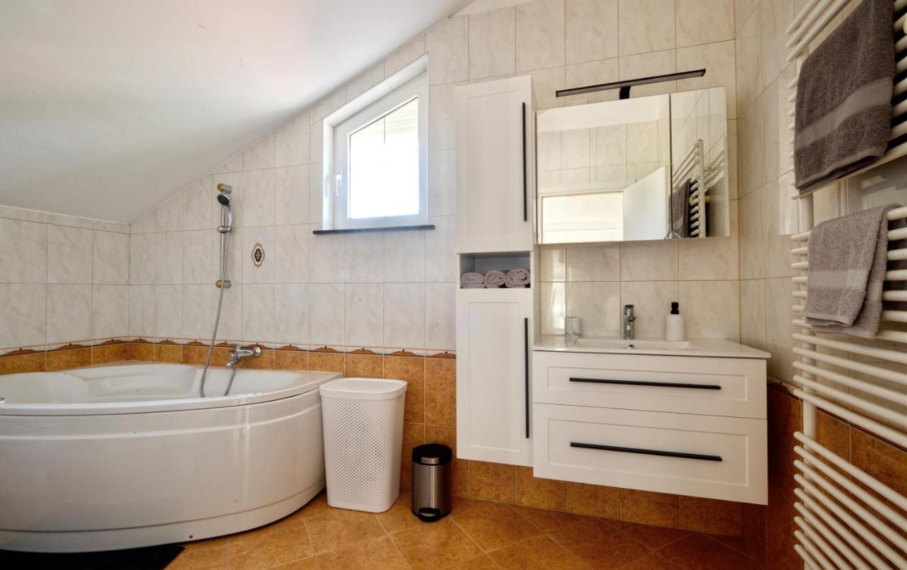 Villa Relax House Nizic Drazice Exterior foto